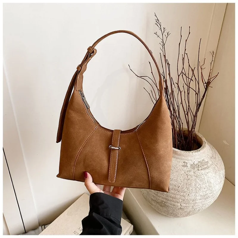 

Stylish Fashionable Crossbody Bag Minimalist Unique Trendy Large Capacity Leather Commuter Solid Color For Women