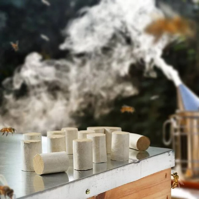 

108PCS Bee Smoker Fuel Special Smoke Sprayer Herb Bee Smoker Pellets Bee Smoker Spray Fuel Beehive Smoke Pellet Beekeeping Tools
