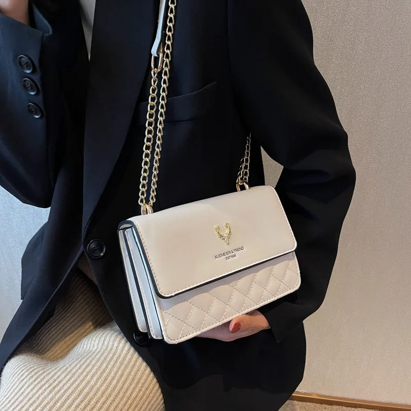 

Female 2026 Spring and Summer New ins Simple Hundred Letters Small Square Bag Yankee Chain Shoulder Crossbody Bags