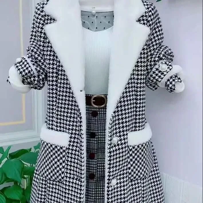 Korean Style Thickened Mid-Length Woolen Coat Women's Fashion Slim Fit Mom Coat Lapel Design Winter Commute Long Sleeve