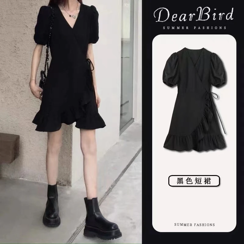 

Black one-piece ruffle skirt dress2025Summer slimming black dress with waist straps that flatters the figure