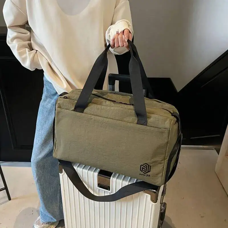 

Solid Color Large Capacity Luggage Storage Bag Water-Resistant Dry-Wet Separation 2025 Fashion Simple Casual Travel Bag