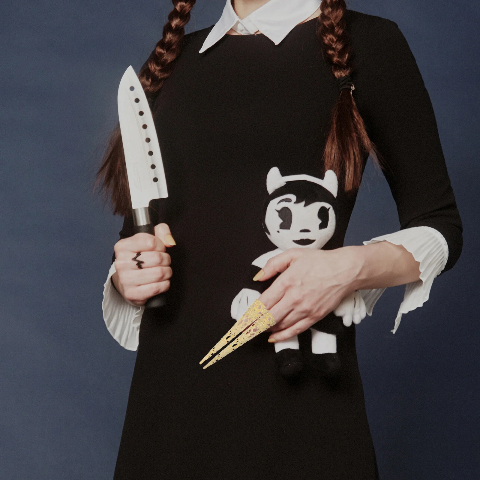 

5pcs Hollow Finger Nail Claw Metal Fingertip Cover Ancient Queen Nail Tips Cosplay Costume Accessory Dance Party Carnival Gift