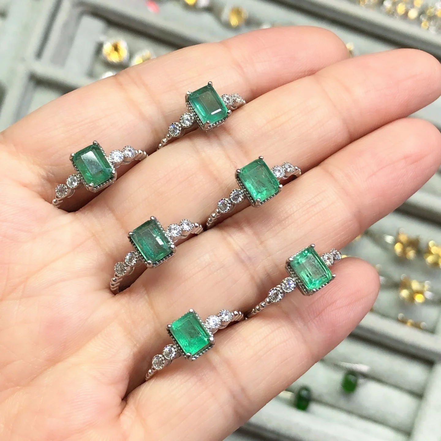 

1Pc Natural Green Gem Emerald Ring 5x7MM Rectangle 925 Sterling Silver Reiki Healing Stone Jewelry Gift For Women