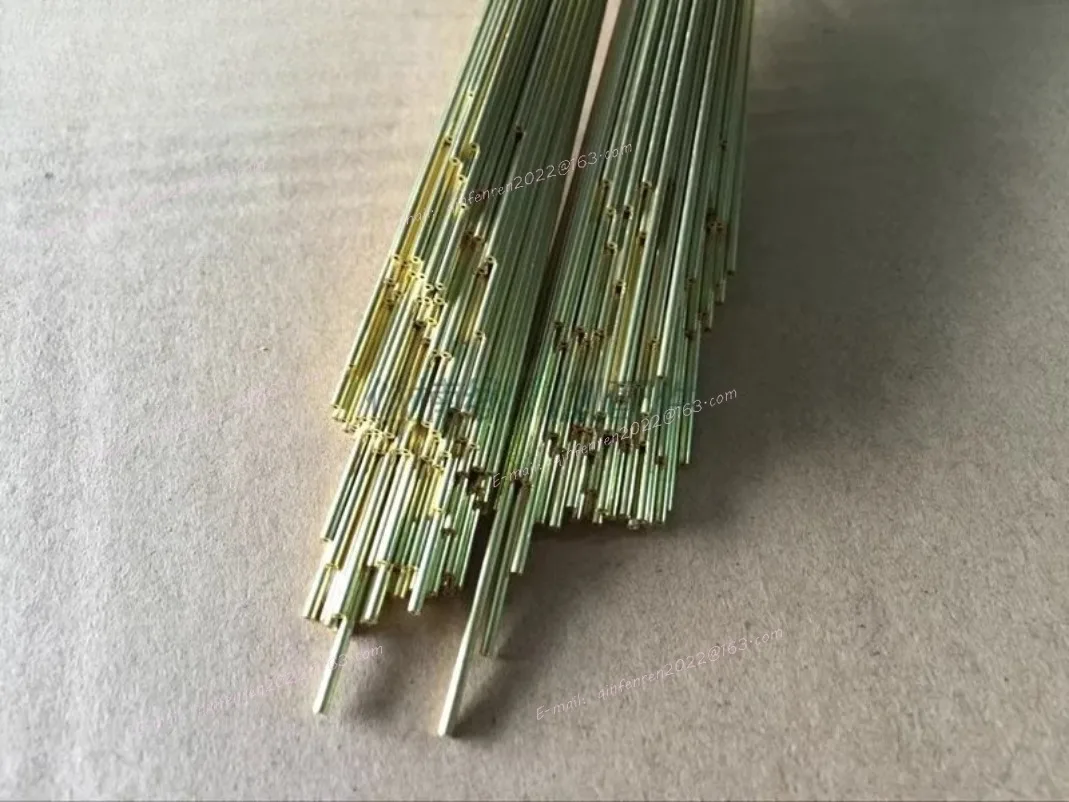 

Электродная трубка WEDM Латунная трубка с одним отверстием, длина 0,5-1,5 мм x 600 мм для электроэрозионного сверлильного станка