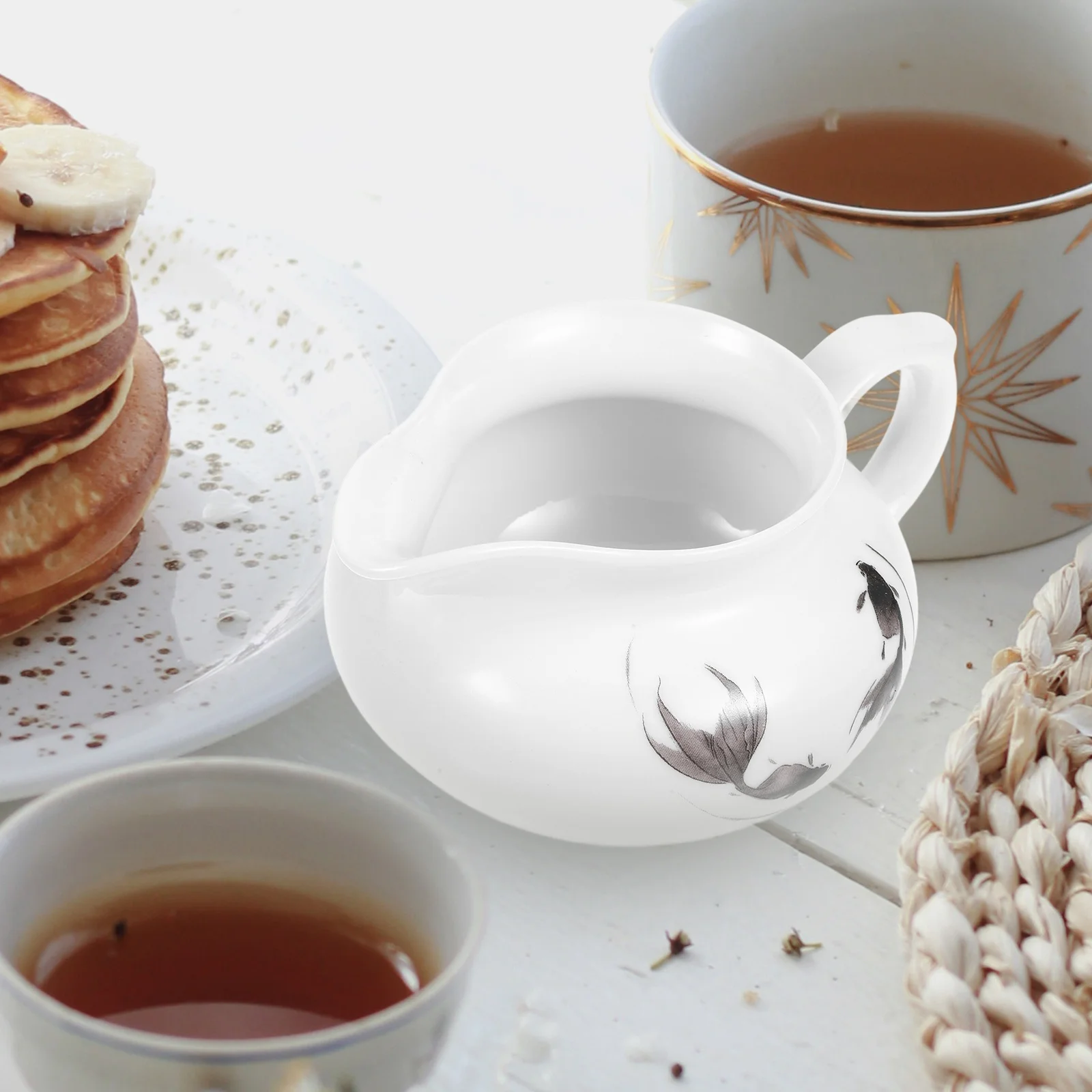 

Ceramic Creamer Jug Lightweight Milk Pitcher for Coffee Latte Art Sauce Serving Milk Pitcher Ceramic Creamer with Handle