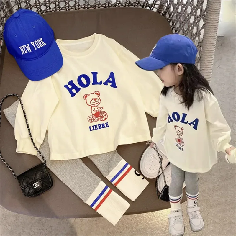 

2023 Autumn Children's Fashionable Sports Set Baby Girl Sweater + Leggings Two-piece Sets Girl Toddler Cartoon Alphabet Clothing