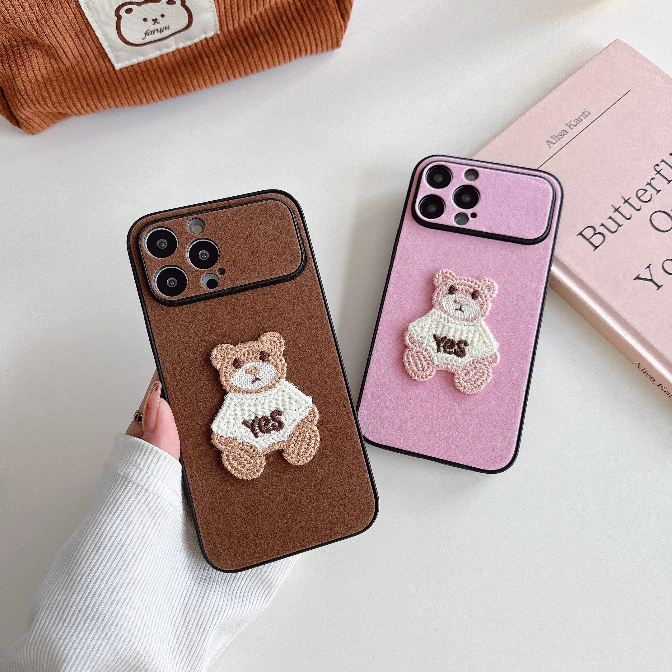 Vintage leather Large Window stuffed bear pattern for iPhone 14Pro 14Promax 14 13 13Pro 13Promax 15Promax 15 12Promax soft shell