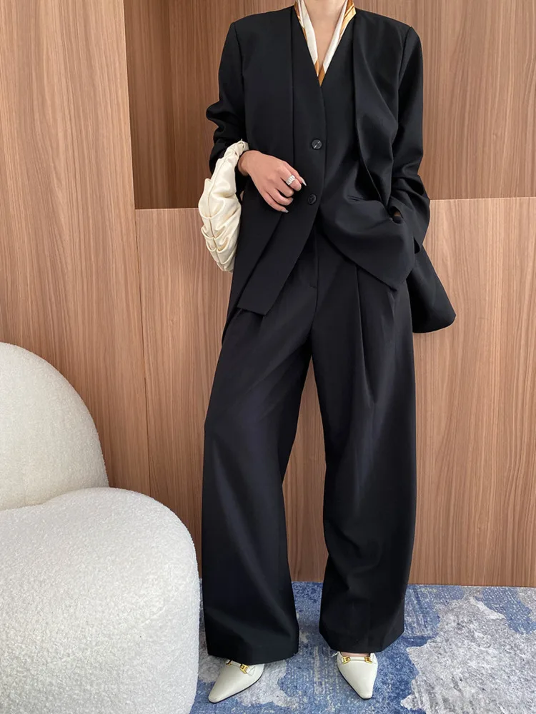 سترة SS25 Cyber Y2K القابلة للتحويل: سترة نسائية بإبزيم جانبي منقوشة بالذكاء الاصطناعي مصنوعة من نسيج التكنولوجيا المعاد تدويره متعددة الاتجاهات للمكتب إلى ملابس الشارع #6