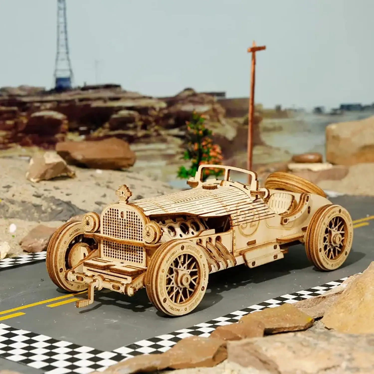 

Конструктор ROKR - Деревянный 3D-пазл - Модель гоночного автомобиля Grand Prix в масштабе 1:16 для взрослых, MC401