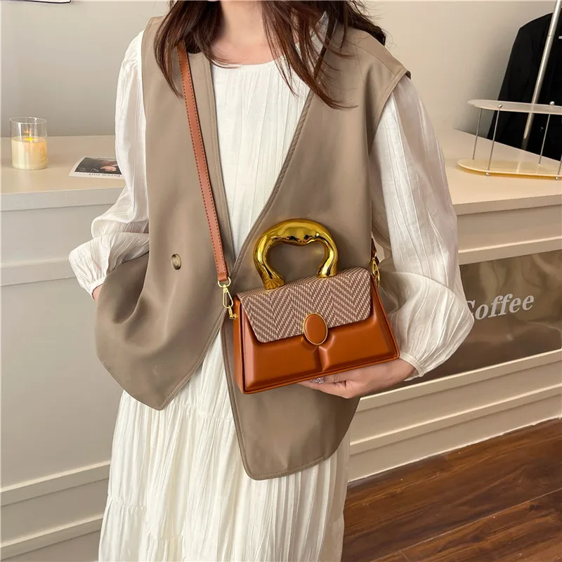 

Trendy Parisian-Style Crossbody Bag - Luxury Solid Color Leather Purse With Square Retro Design For Everyday Elegance