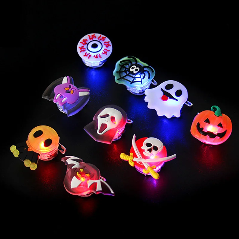 10Pcs Creative Glowing Halloween Brooch Pin Children Toys Props Lighting Party Decoration Treat Kids Party Accessories Gift