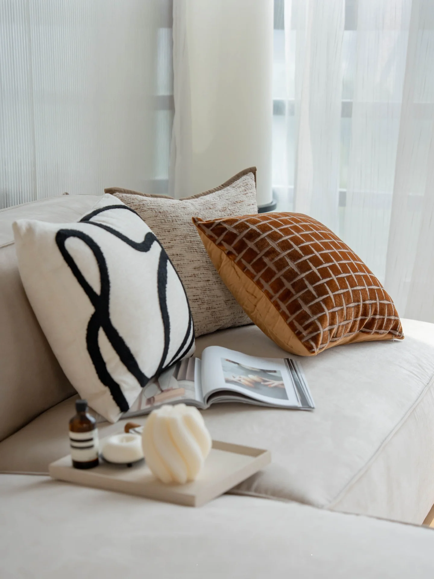 Modern Simple White Line Pillow Cover Creamy Black Leather Sofa Pillow Car Square Pillow Home Decorative Cushion Polyester Fi...
