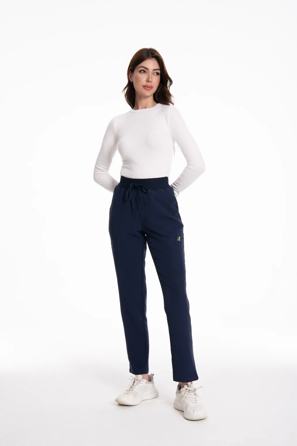 KUNGFU SCRUBS Nahtloses Unterhemd für Damen, schmal geschnitten, hochelastisches Modal-Unterhemd, Rundhalsausschnitt, lange Ärmel, Basisschicht-Oberteil – Detail 4