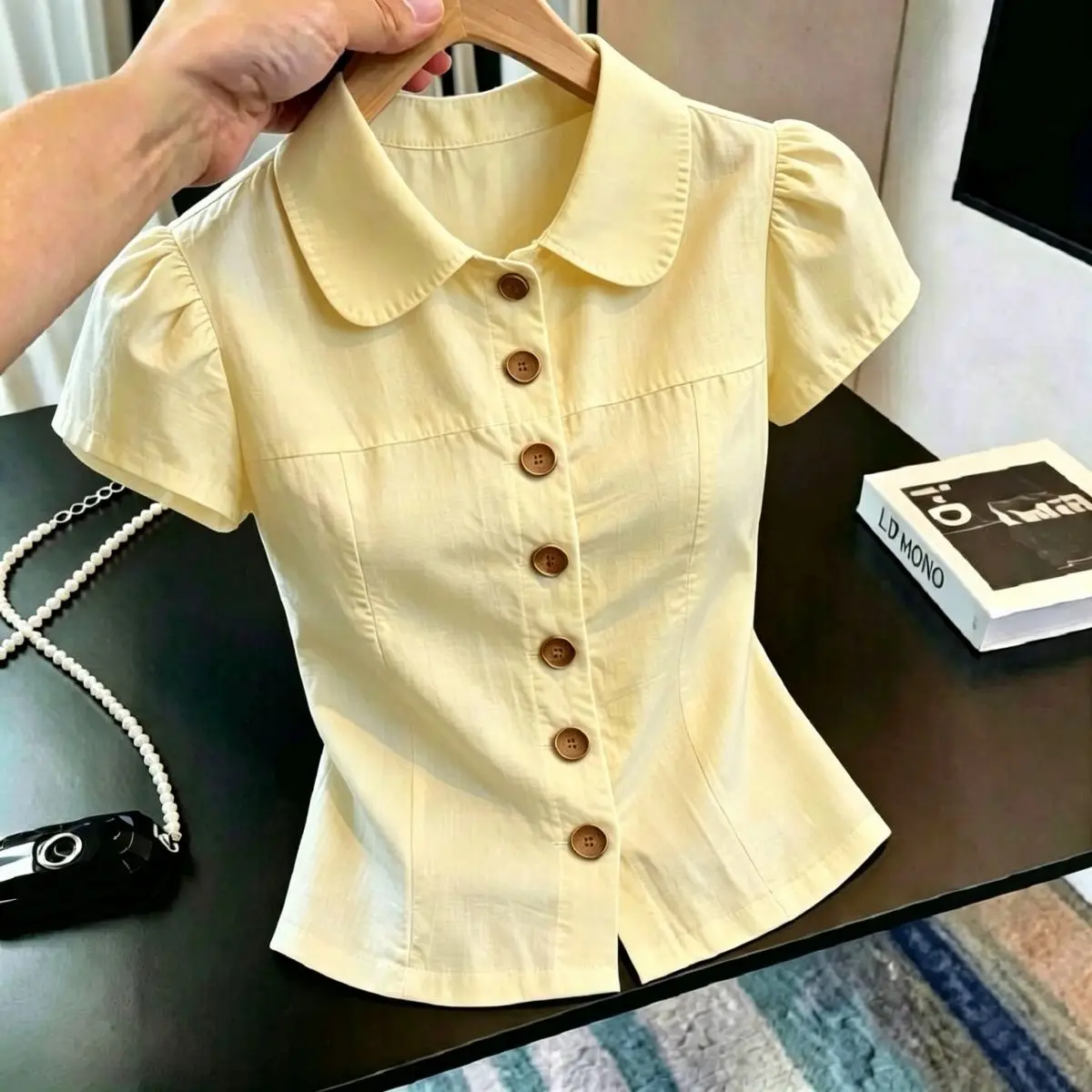 

Chic Short Sleeve Doll Collar Shirt Women's Summer New Single Button Luxury Style Fashionable Cute Wind Resistant Deformation