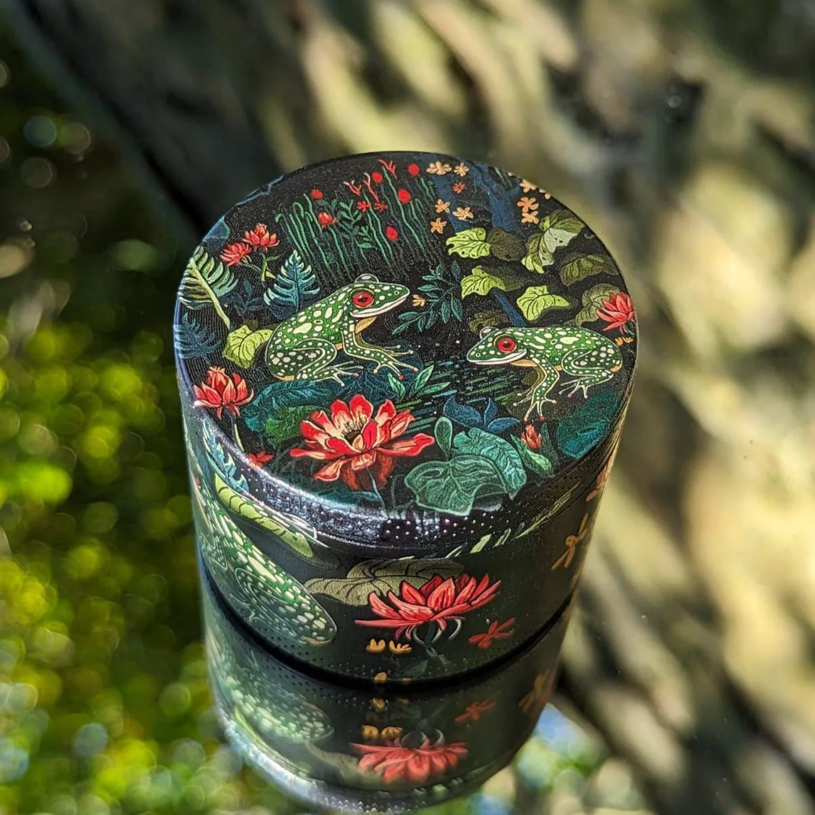 50mm/2inch Frog in The Pond Herb Grinder Nature Inspired Gift