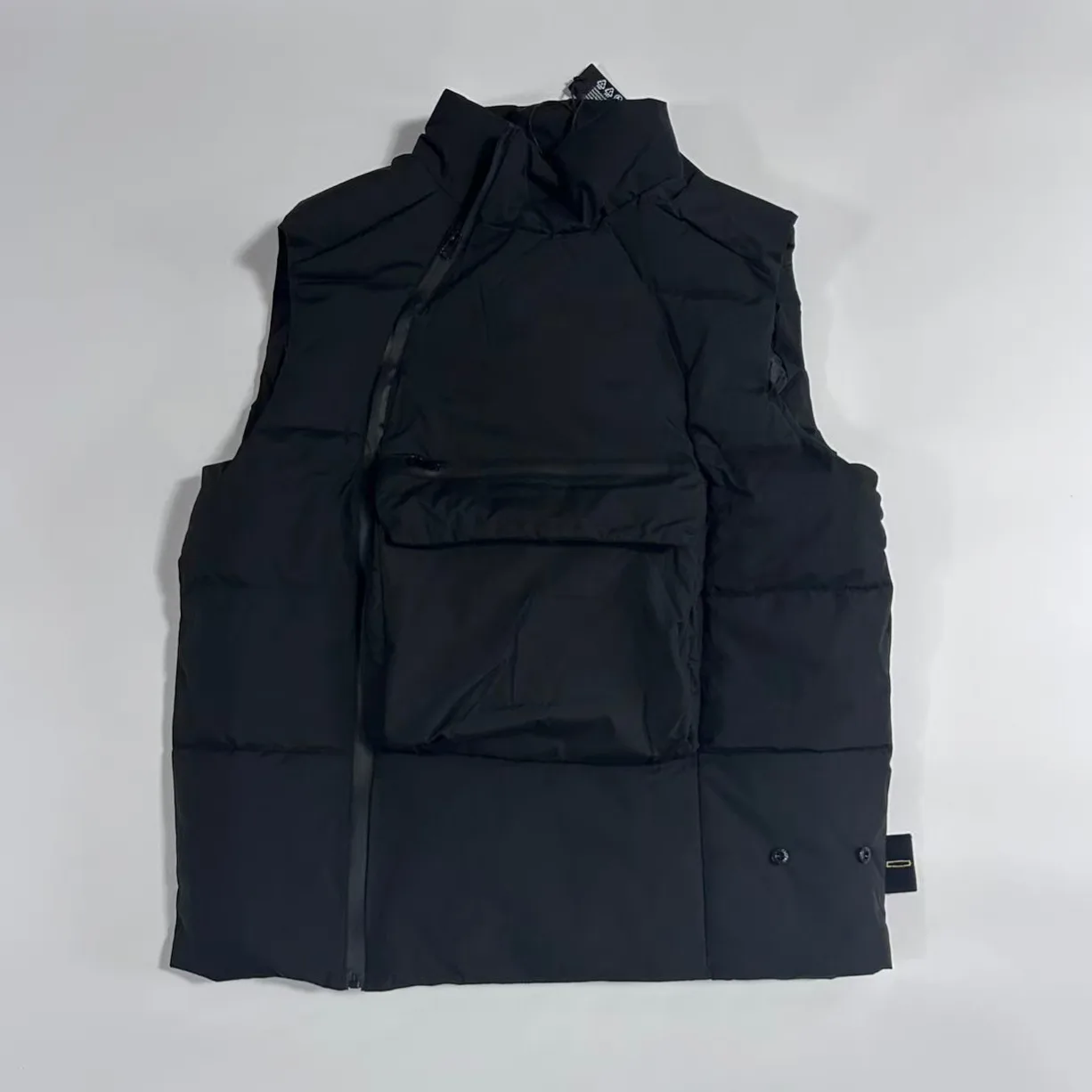 

Стильный мужской зимний жилет Compass Top Button Patch Brand Style: теплый, ветрозащитный, безрукавный, для активного отдыха