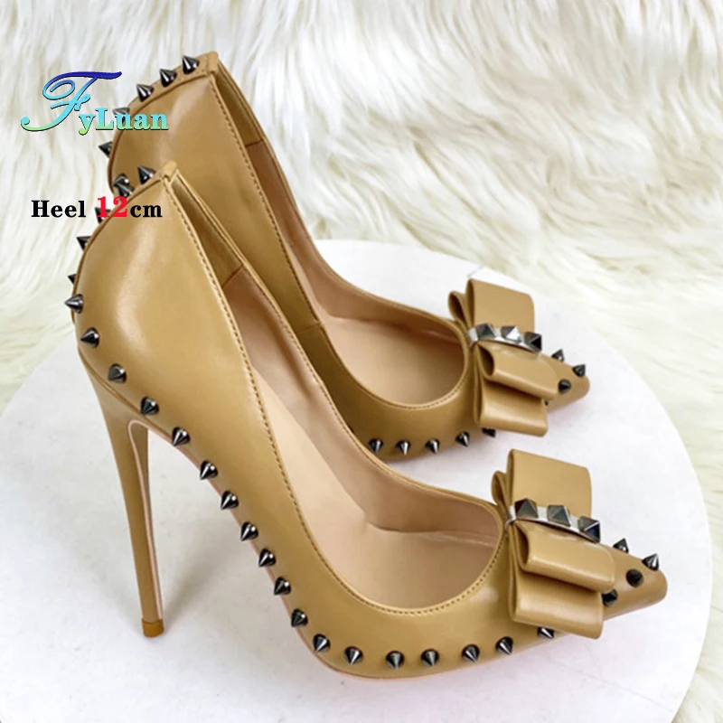 デザイナーレディースシューズヌードカラーリベットハイヒール8CM 10CM 12CMファッションポインテッドトゥパーティーシューズ女性用ボウノットスティレットパンプス