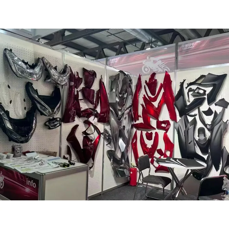 أجزاء بلاستيكية جديدة لجسم الدراجة النارية 110CC لـ 110 2021 مجموعة غطاء K2c