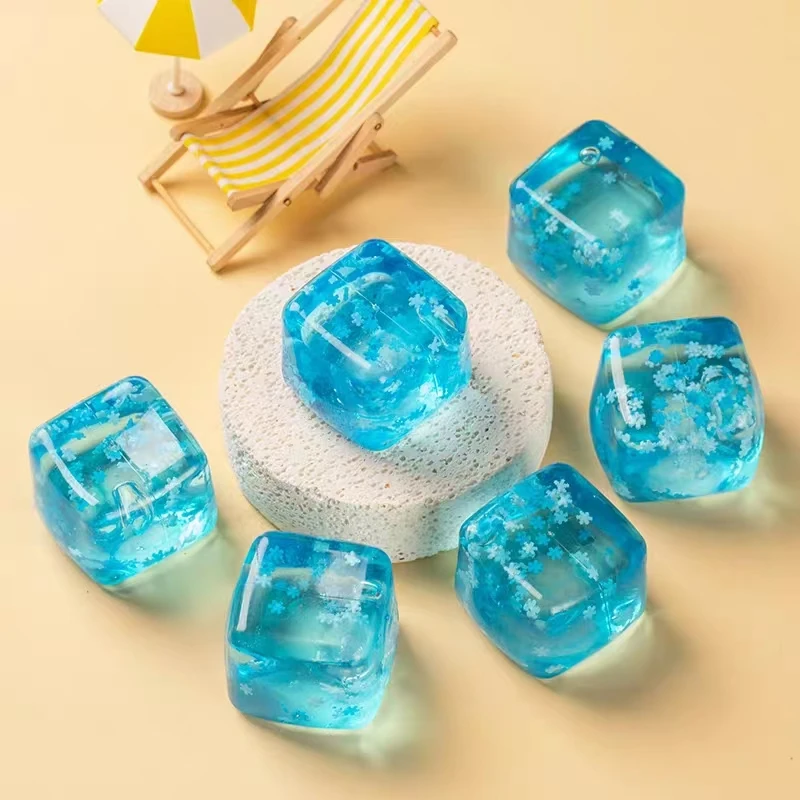 Fiocco di neve Cubo di ghiaccio Giocattolo da spremere allo stress Squishy di zucchero al malto croccante con rimbalzo lento, ASMR Fidget sensoriale per giochi da scrivania e in ufficio