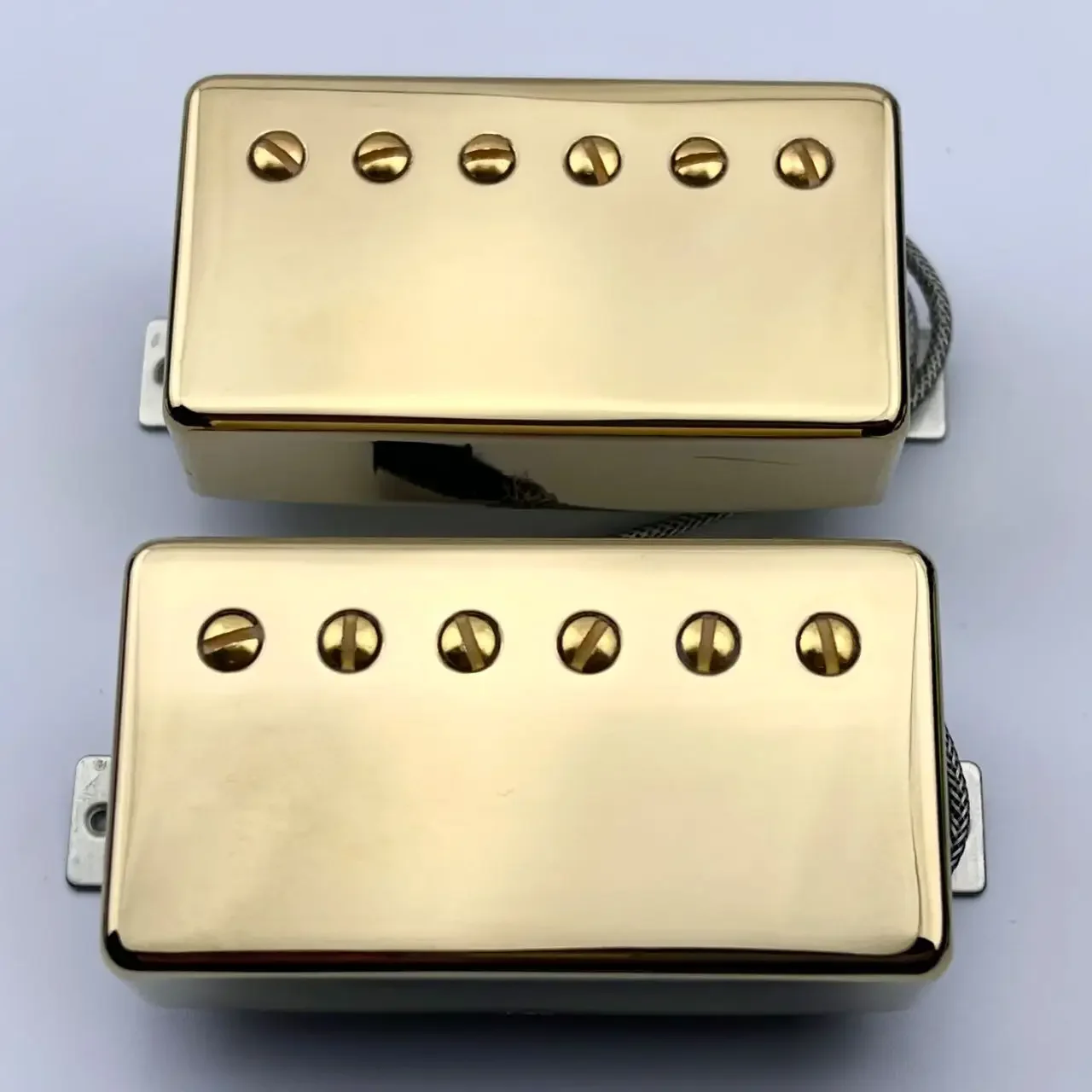 GIB BB1 BB2 Alnico 2 classic 57/classic 57+ Guitar Humbucker Pickups Bridge& Neck For Gibson Les paul LP Guitar GOLD