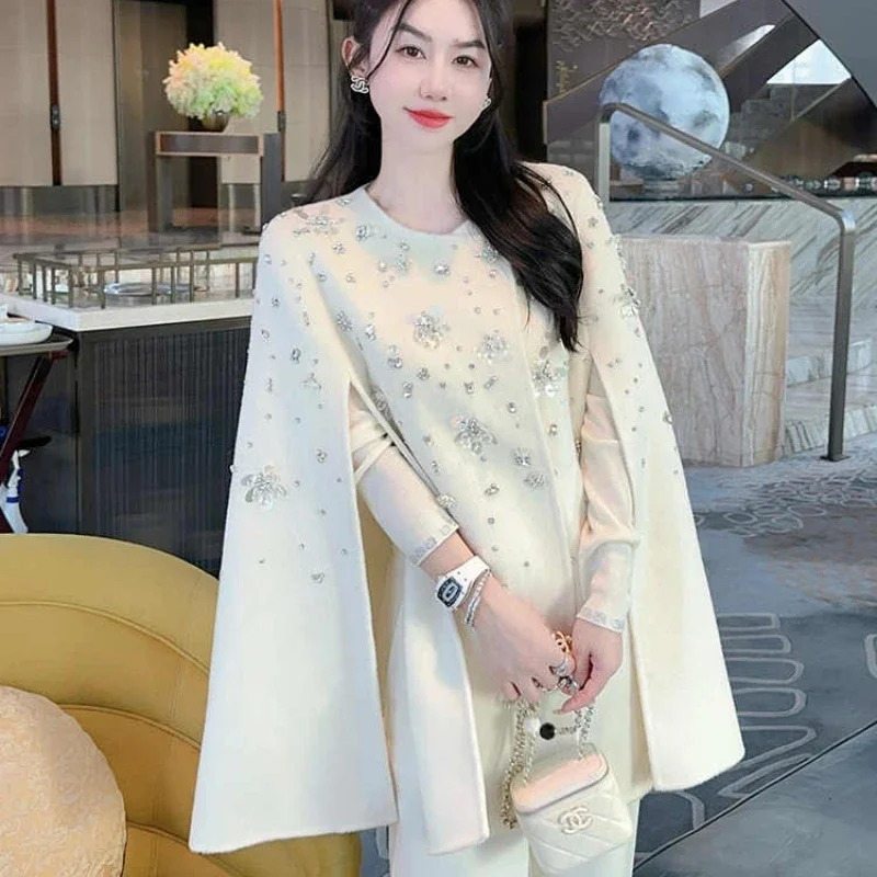 

Luxury Winter White Poncho Jacket Women Elegant Chic Wool Cloak Coat Vintage Crystal Beaded woolen Cape Woolen Fashion Outwear