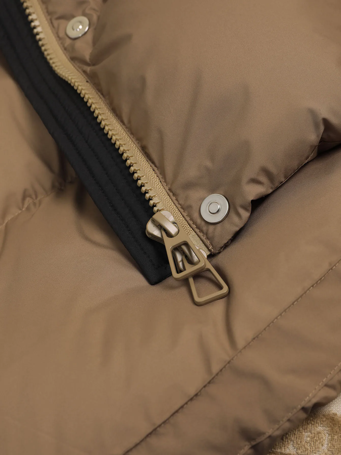 2025 New Maomaokong Luxury Spray color Women's Winter Puffer Coat Vest Brand Warm down Jacket with hood Clothing