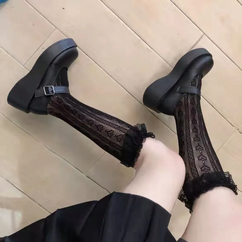 Chaussettes hautes en dentelle rayée Lolita pour femmes, chaussettes mignonnes pour filles douces, style collège japonais, bas animés de femme de chambre sexy ultra-fins, amour, 2022