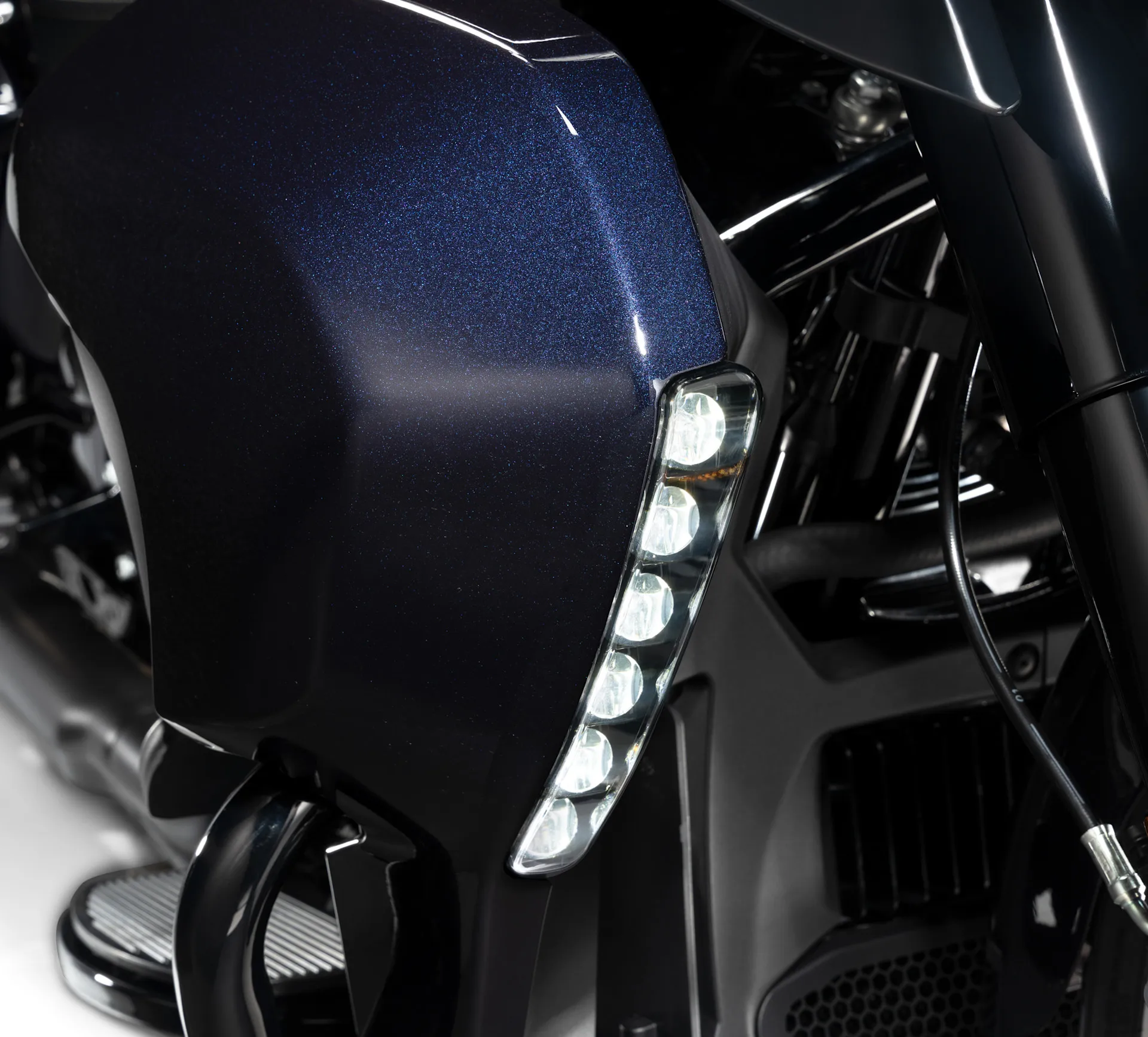 LED Fog Lights Front Kit with Turn Signals for Harley Davidson Electra Glide Road Glide 2023-2026 Motorcycle Accessories view 2