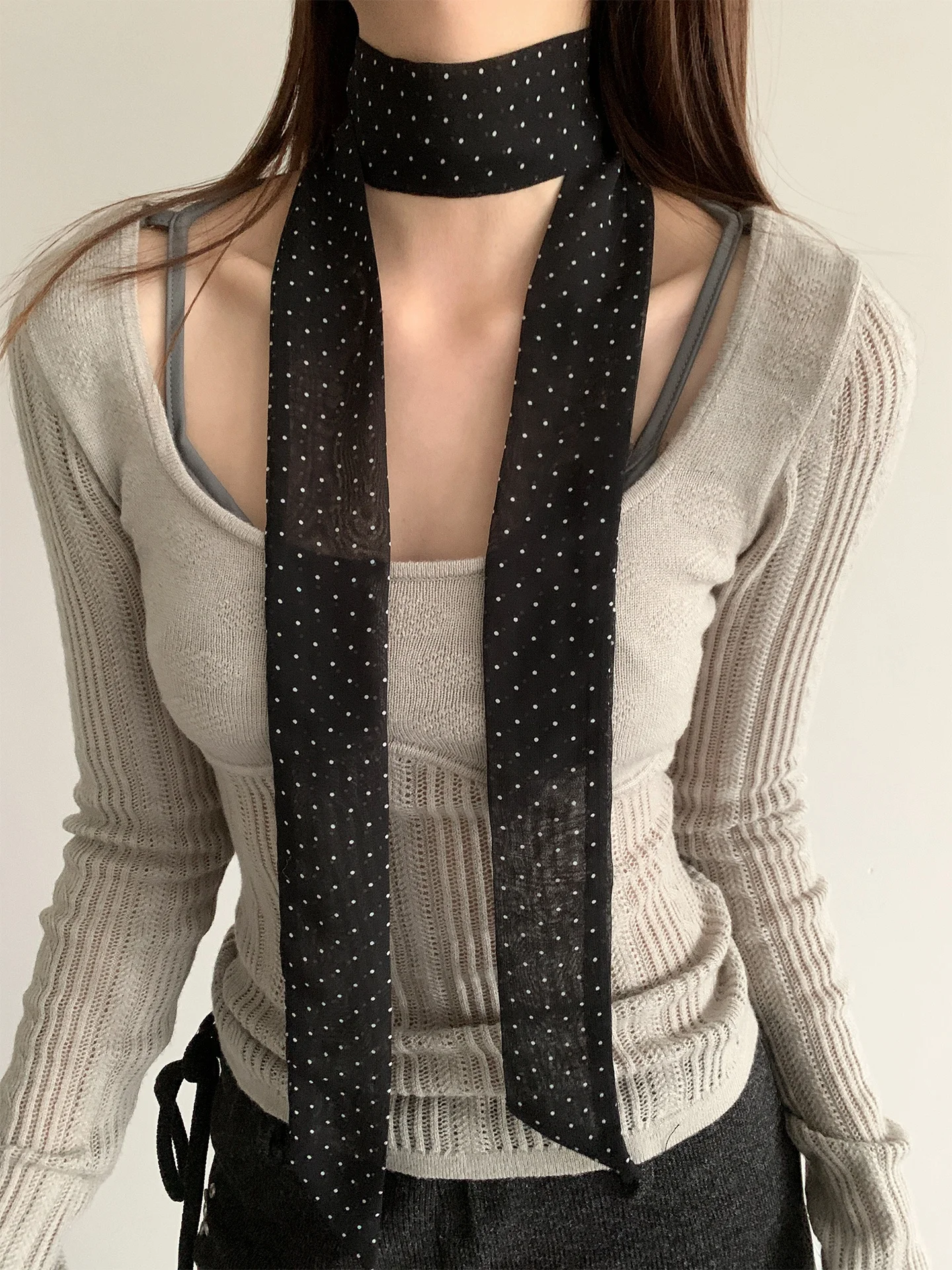 lenco-de-seda-feminino-preto-com-poas-fino-e-longo-com-laco-estilo-coreano-sensacao-elegante-acessorio-primavera-verao
