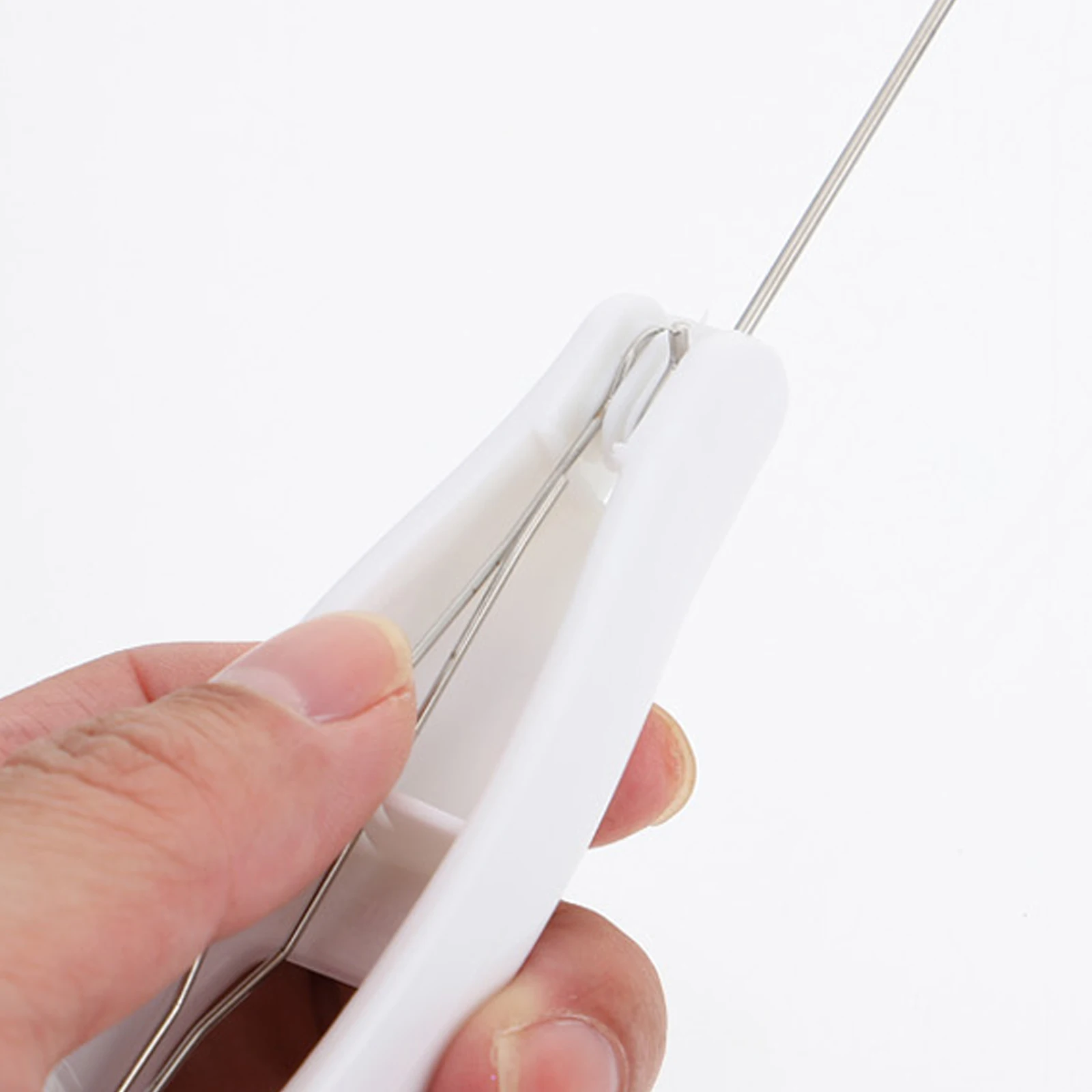 

Dressing Aid Tool Zipper Puller Button Assist Device Non Slip Handle Steel Wire Slim Durable Clothing Fastener