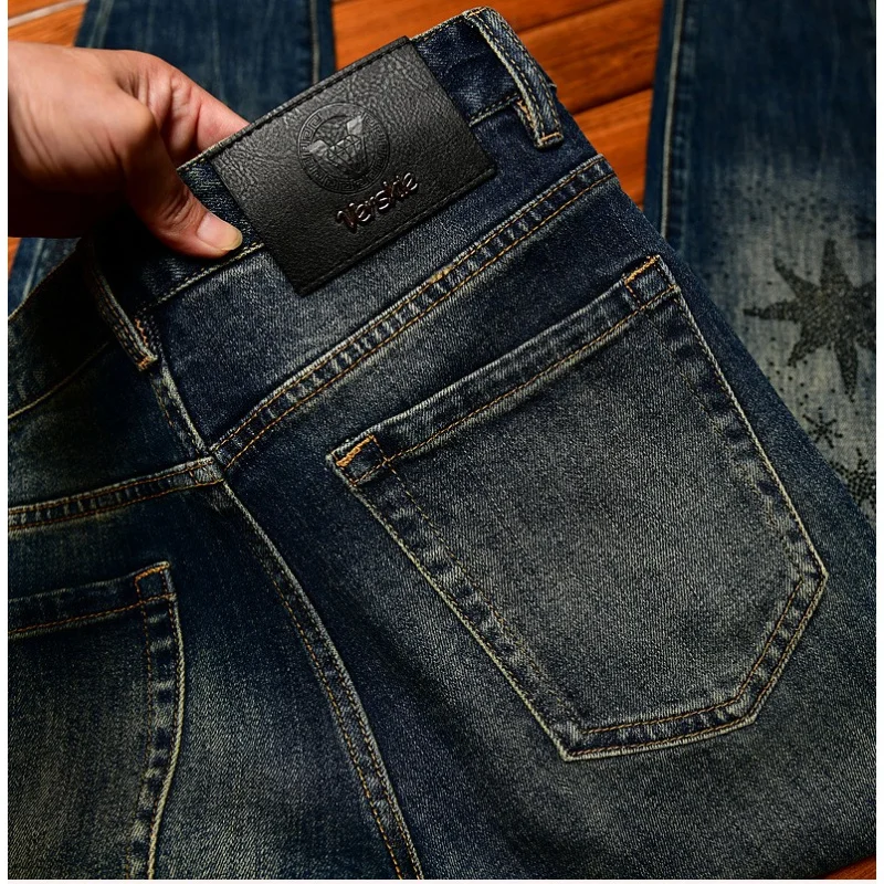

Men's jeans with print design, elastic, trendy, washed, vintage blue pants