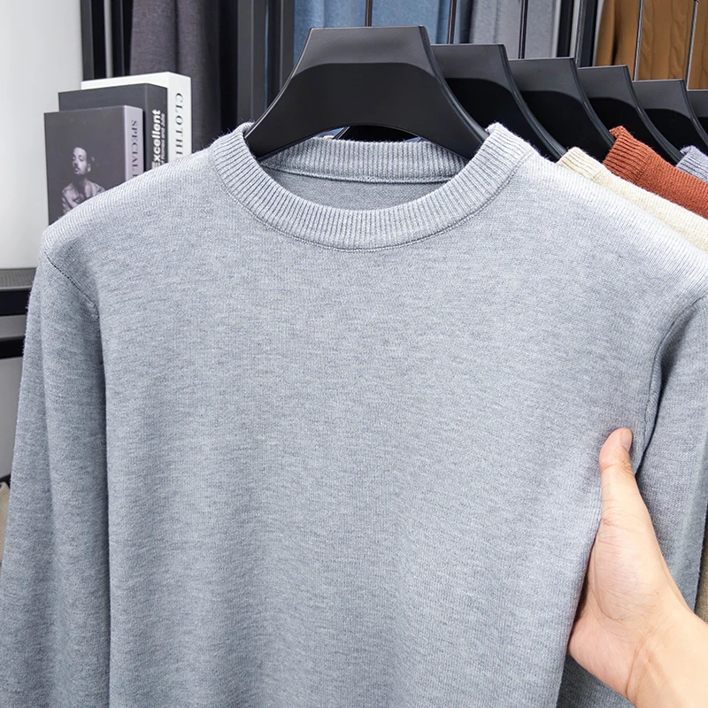 Sweter męski z okrągłym dekoltem, dzianinowy, nowy model na jesień i zimę, gruby sweter męski, sweter bazowy męski, modny strój do noszenia pod ubraniem.