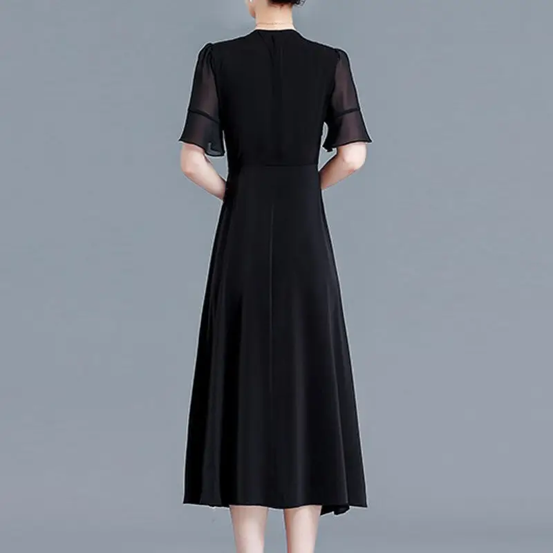 2024 New Summer Elegant Temperament China-Chic New Chinese Fashion V-neck Splice Print Simple Commuter Horn Sleeve Dress