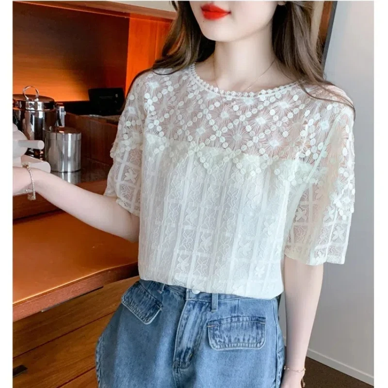 Temperament Fashion Summer Women\'s O-Neck Solid Lace Hollow Out Patchwork Simplicity Office Lady Loose Short Sleeve T-Shirts Top