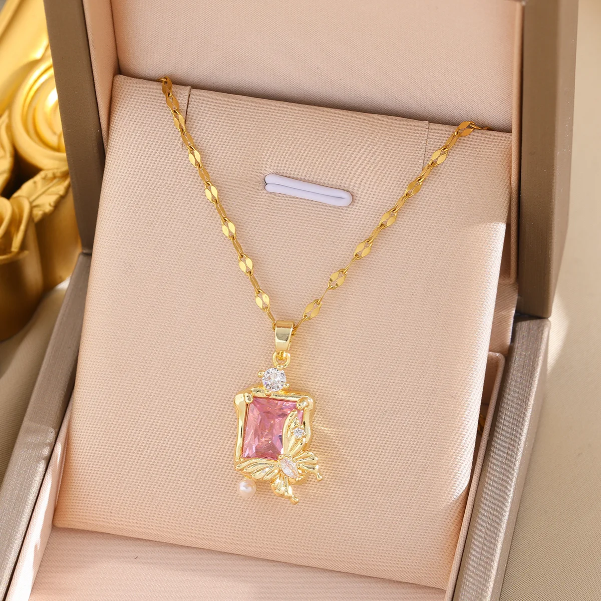 

Luxurious Pink Butterfly Square Zircon Titanium Steel Necklace with Micro-Inlaid Pearl Pendant for Women