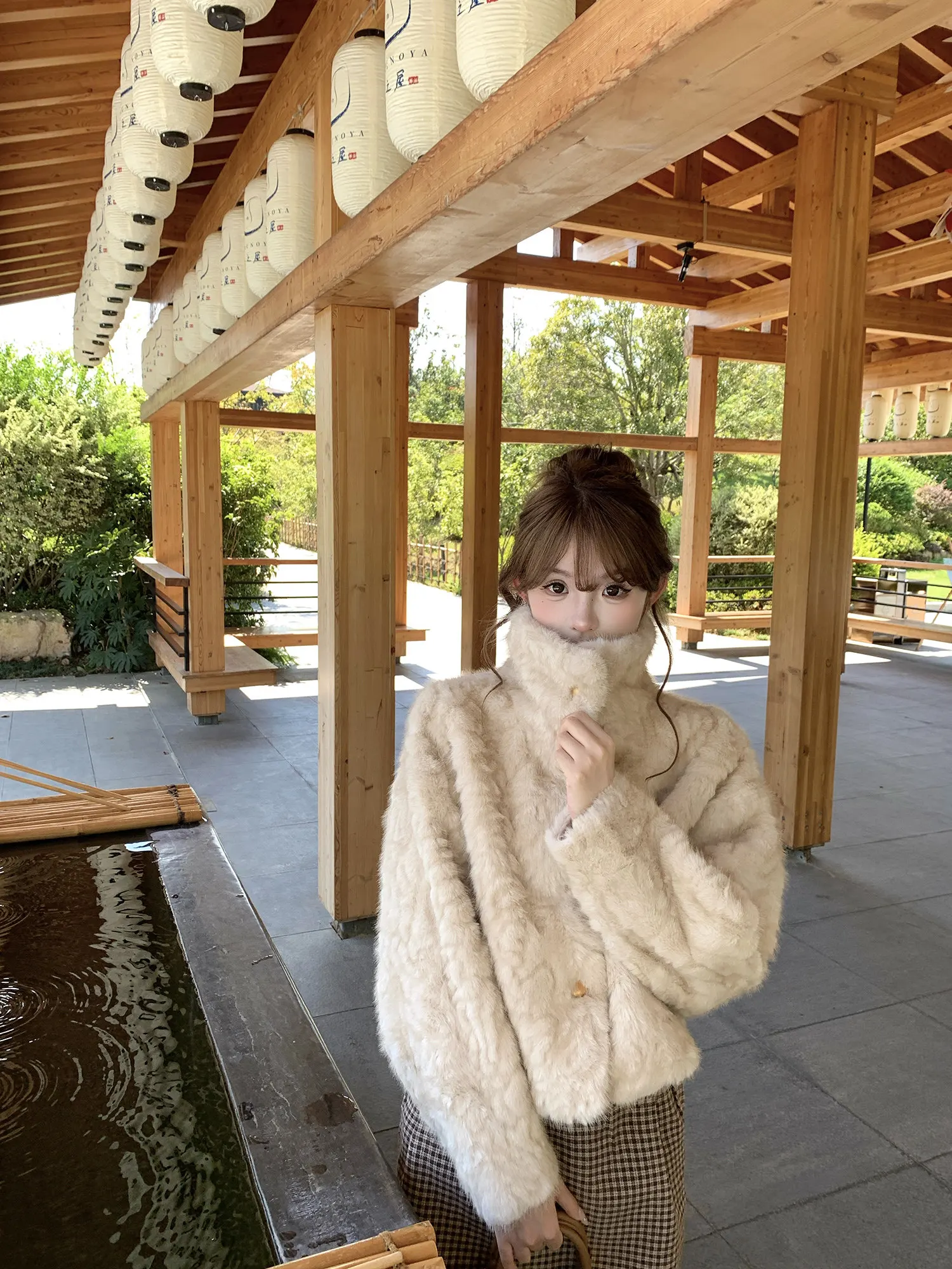 Korean Stand Collar Plush Jacket for Women Winter Thick Fluffy Cropped Faux Fur Coat Woman Loose Sweet Single Breasted Outerwear