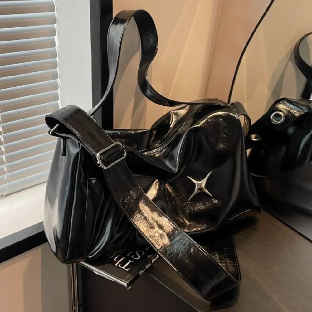 

Винтажная сумка-тоут из искусственной кожи в стиле панк, черная большая вместительная сумка Y2K подмышками, элегантная женская сумка для боулинга на молнии