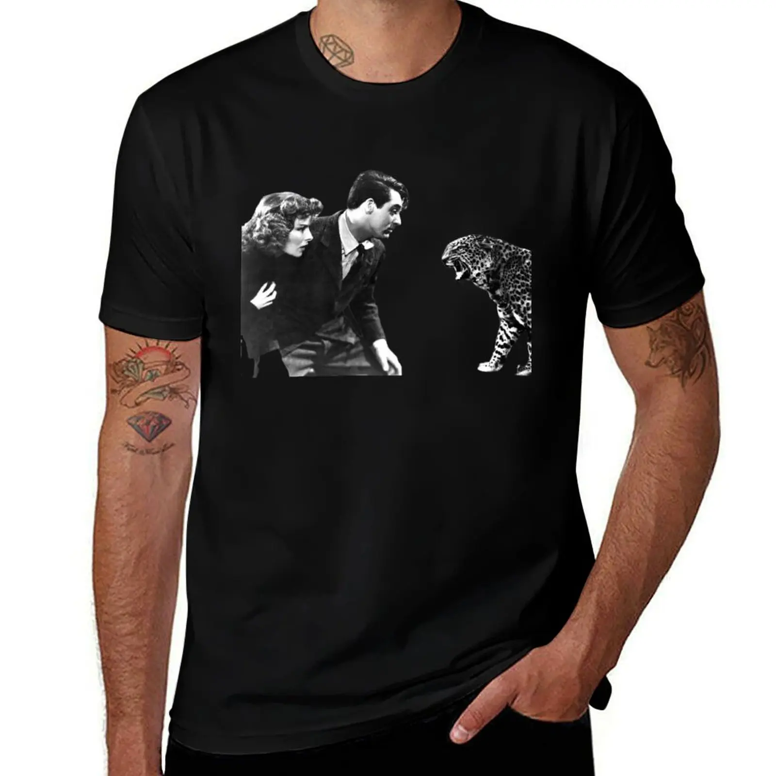 

Katharine Hepburn and Cary Grant in Bringing up Baby T-Shirt Trendy Print Short Sleeve T-Shirt