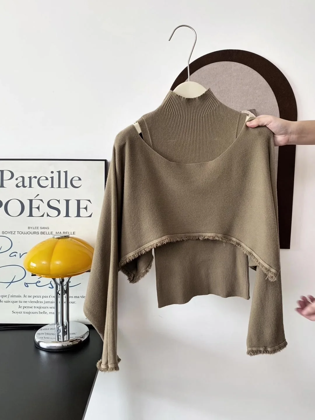 Suéter de Manga Longa Tricotado com Franjas, Novo Estilo 2025, Conjunto de Duas Peças para Mulheres, Tendência