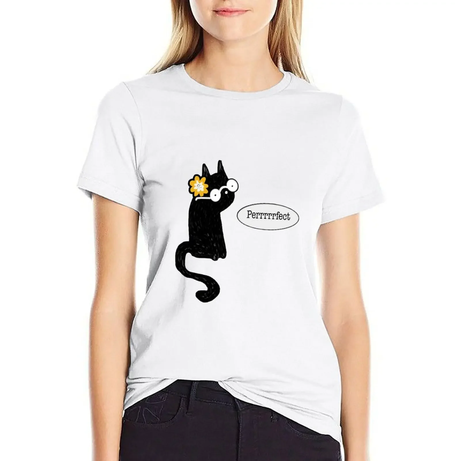 

Little cat with flower.........Perrrfect T-shirt shirts graphic tees vintage clothes tops for Women