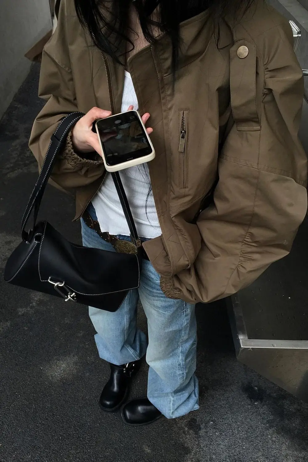 

Куртки-бомберы мотоциклетные женские осенние граффити с графическим нишевым принтом многослойная забавная клубная одежда прессованная лоскутная винтажная новинка OL