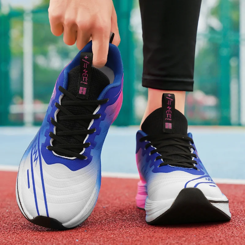 Nowe męskie buty sportowe na co dzień, całoroczne, modne, oddychające, wygodne, uniwersalne, z grubą podeszwą, odporne na ścieranie.