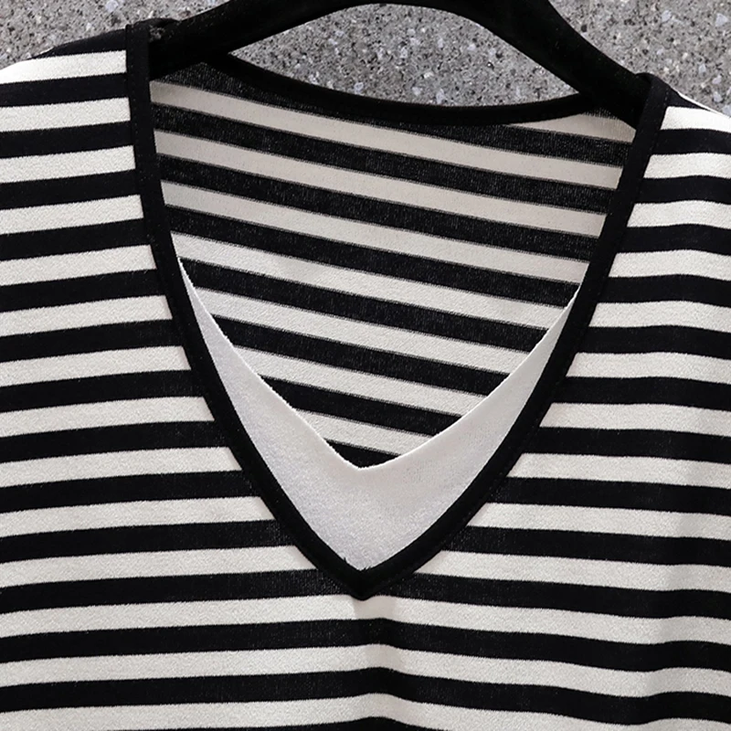 2024 Black Striped Knitted Cotton Short Sleeve T-Shirt Women Korean Vintage Casual Top Coat Summer New Elegant Bodycon Top Shirt