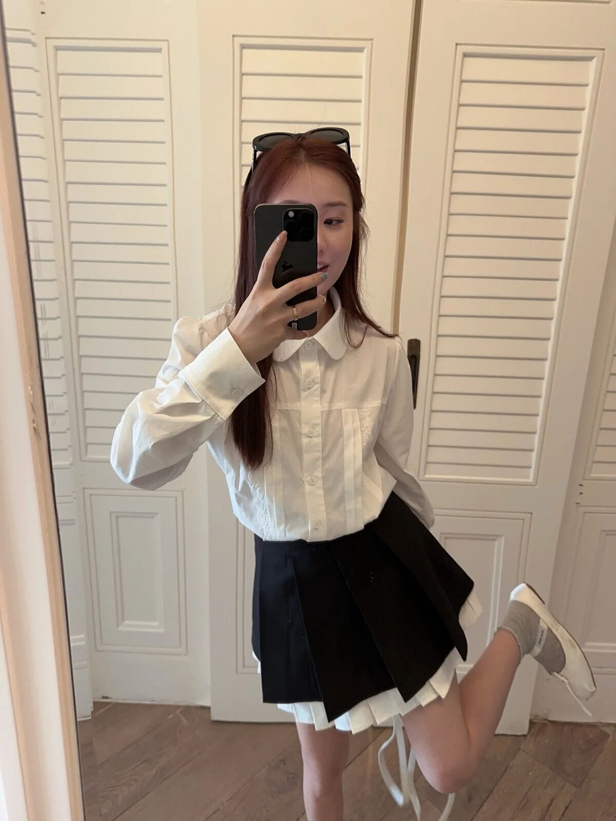 

Весенне-летняя белая юбка с оборками и плиссировкой, с завышенной талией, стройнящая фигуру, из полиэстера, средней длины