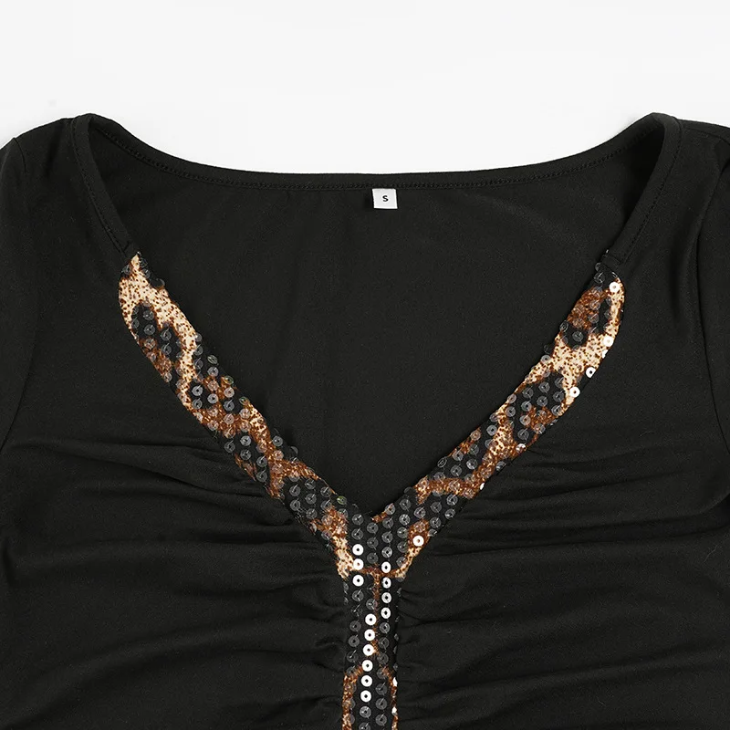 Herfst en winter heet meisje sexy luipaardprint pailletten patchwork geplooid T-shirt met V-hals en lange mouwen voor dames