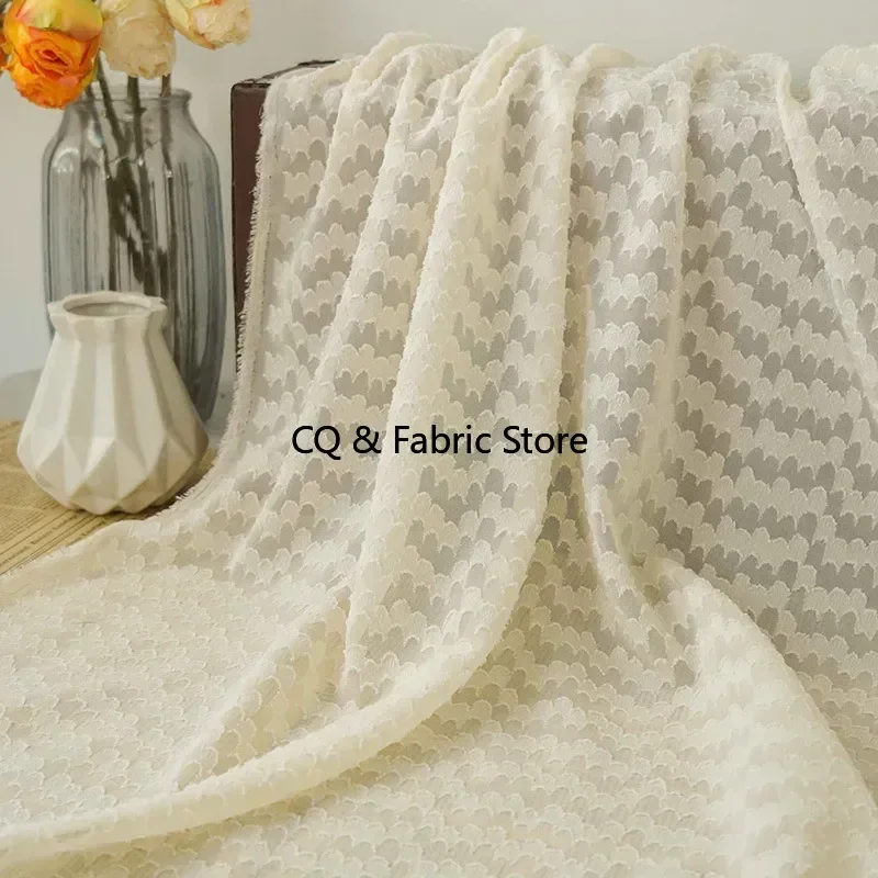 

Spring and Summer New Fish Scale Pattern Cut Flower Fabric Jacquard Cut Flower Chiffon Fabric Soft Women's Dress Tassel Fabric