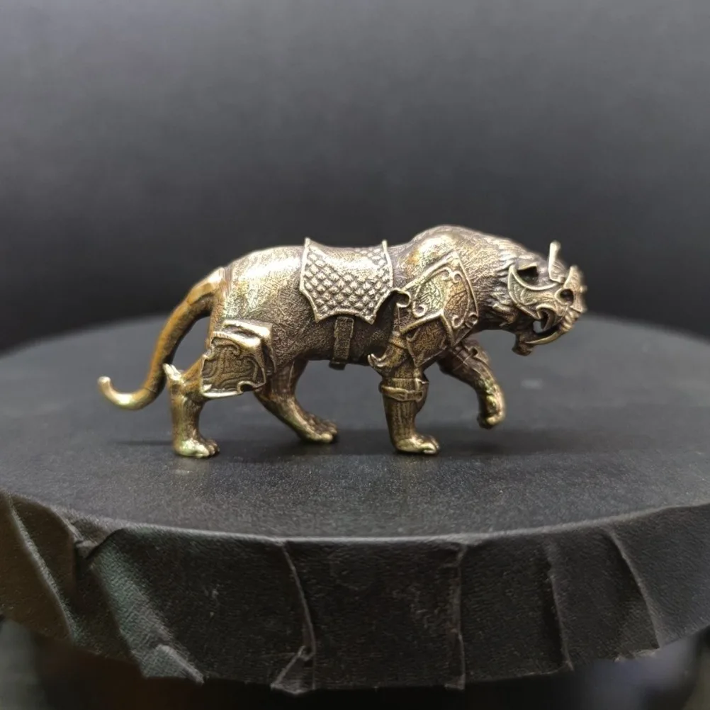 Retro Brass Armor Battle Tiger Office Desktop Brass Ornament Antique Model Tiger Ornament Creative Gift Home Decoration
