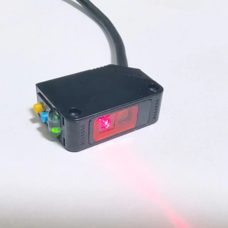 TOF Sensor Laser Time Difference Sensor, 3-wire 2000mm Range, Regardless Colors And Materials, Push-botton Setting