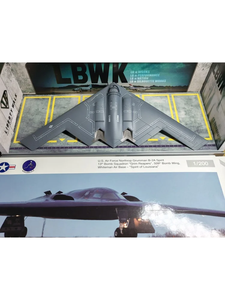 herpa-200-alliage-finied-produit-modele-d'avion-b2a-fantome-bombardier-esprit-numero-a-collectionner-sc-modele-avion-jouet